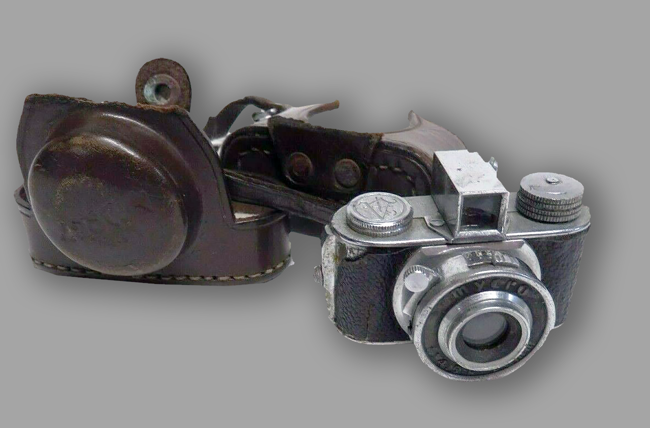 1280x844px-ULTRA-RARE-1938-Mycro-Subminiature-Spy-Camera-Japan-vWA24
