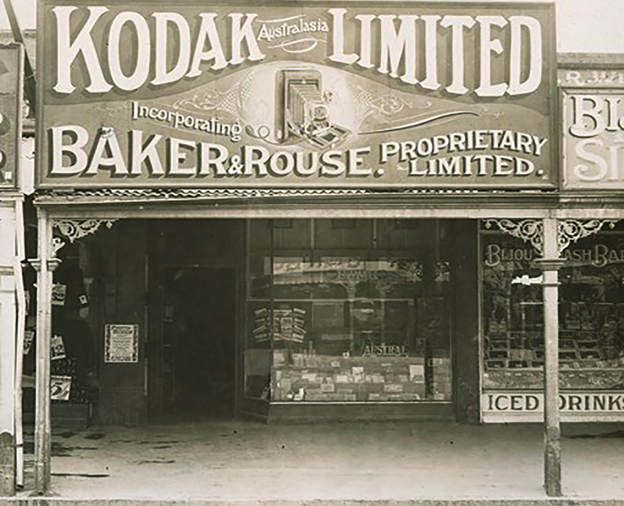 1280x1037px-Kodak-Australasia-Limited-Shop-in-Argent-Street,-Broken-Hill,-1912-vWA24