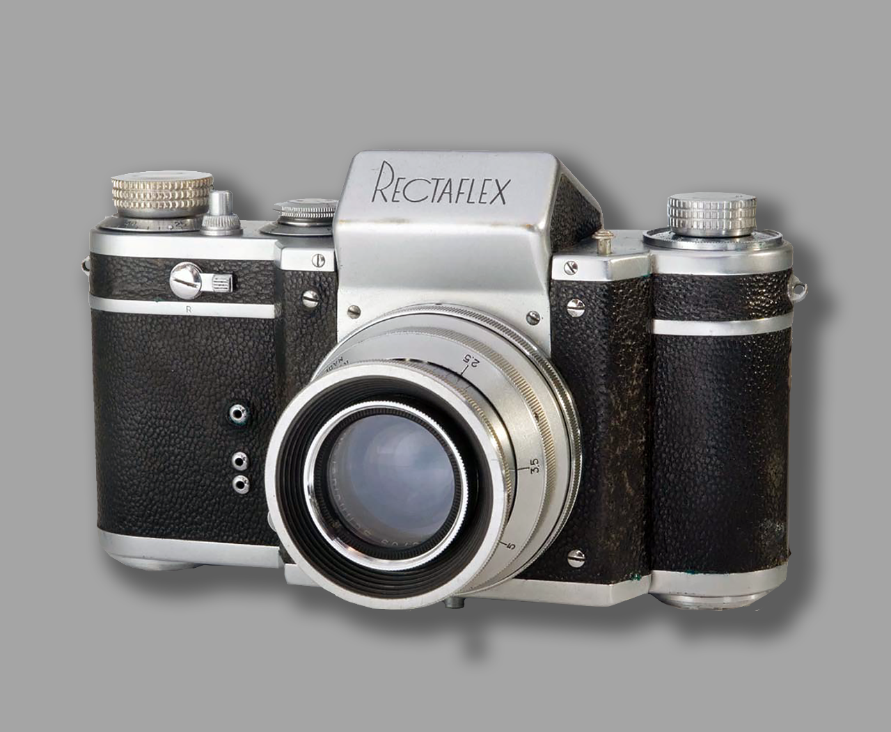 1280x1052px-Rectaflex-camera-vWA24